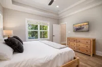 New waterfront house on Lake Norman/private dock - Homestays