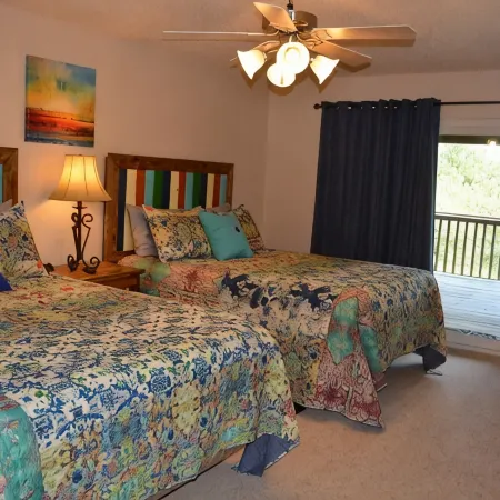 Lake Travis Retreat - Water View