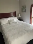 Stay near Mirror Lake, enjoy our cozy 2-bedroom cottage - Country Houses