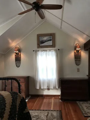 Rustic 60’s era Stowe ski camp. - 2 estrellas