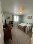 Artist Retreat, ranch home just minutes from downtown Anchorage. - Wifi