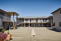 Blenheim Palms Motel - Lemmikkieläimet sallittu