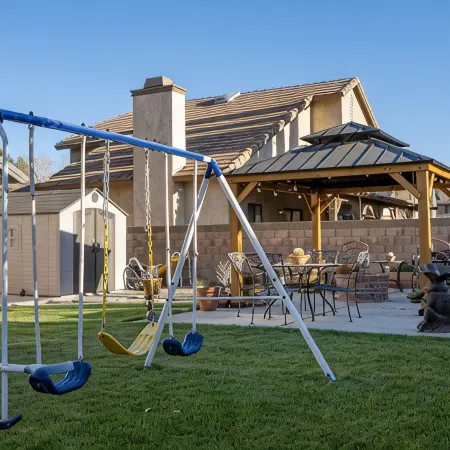 The Highlight of West Lancaster - 1-3 miles from the Fwy, Parks, and Restaurants