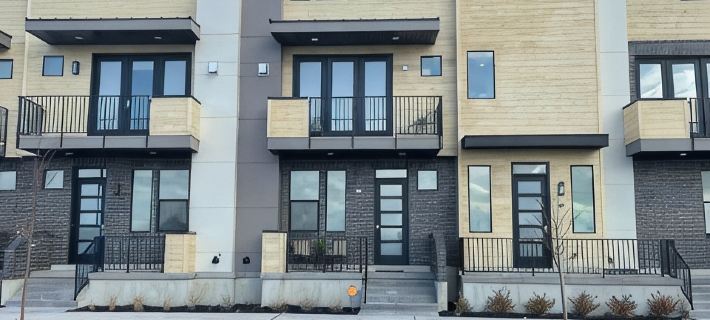 Luxury Downtown Spacious 3 bedroom New Modern Townhome Hotels in Provo
