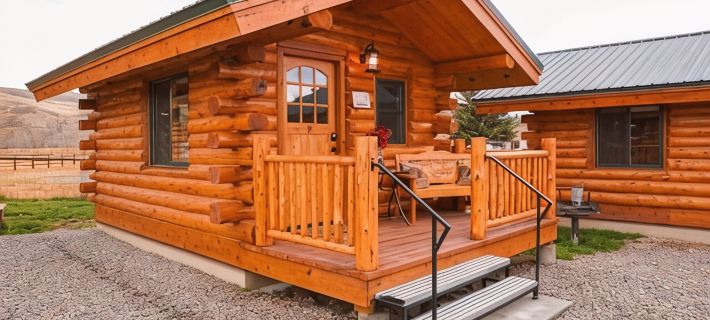 The Bunkhouse at J&J Cabins Hotels in Lemhi County