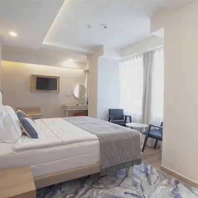 Old Town Point Hotel Spa Hotel dekat Antalya Archaeological Museum