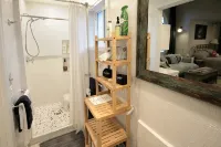 Sparkling Clean, Private & Quiet! Amazing Ocean Views [7] - 2 tähden
