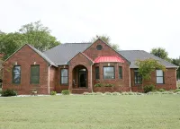 Cozy ranch house that's 10-15 minute from Historic downtown & Arrington Vineyard - บังกะโล