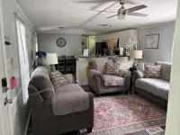 Rosey's Retreat Charming 2-bedroom Country Cottage in LaFollette, Tennessee WiFi - 3-Star
