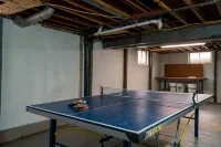 Charming 3-bedroom house, convenient location Overland Park - 4-Star