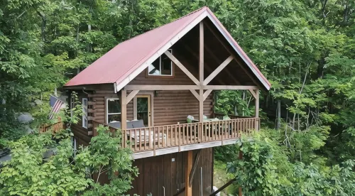 Amazing Views! Hot Tub!! Minutes from the Gorge!!! - Feriehus