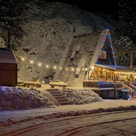 Private lakeside A-frame cabin w/ hot tub, beach, docks, games... 4 season fun!