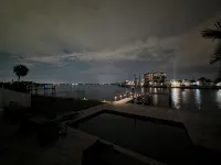 Million Dollar Views! Waterfront 2 Bedroom/2 Bath Duplex with Pool and Dock. - Villas