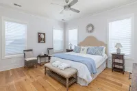 Old Town Bluffton Home + FREE Golf Cart Luxury Home - Sleeps 8 - Boutique