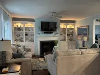 Beautiful, Spacious, Pet Friendly Home in 2 Miles from the Beach! - Boutique
