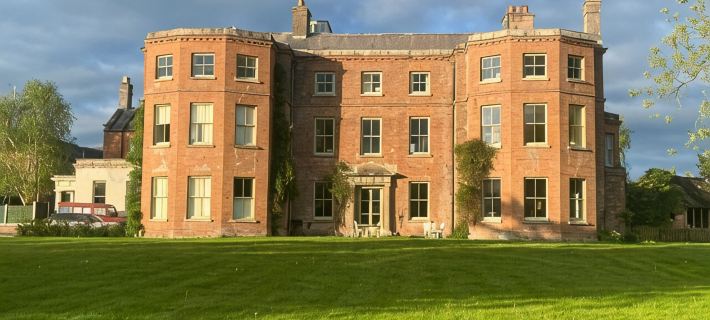 Large, comfortable Manor House near Ludlow with ten en-suite bedrooms. Hotéis em Ludlow