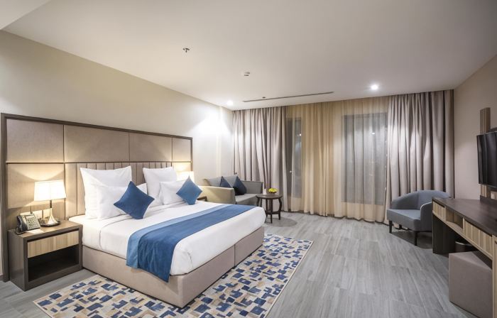 โรงแรม บรีเซห์ อัลคโฮบาร์