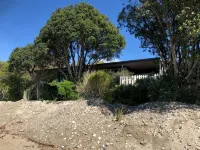 Golden Bay Holiday Park - 3-Star