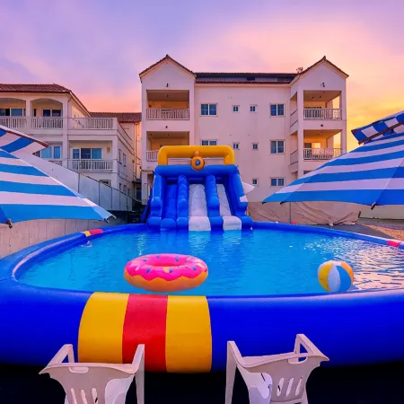Taean Sharon Pension