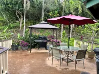 VERY PRIVATE, expansive ocean VIEWS, close to BEST BEACH - 3-Star