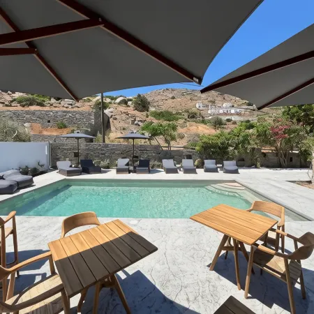 Ninemia Naxos Suites