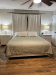 Beautiful Modern Beach House, across from Golf Course, Spacious Backyard - 3-Star