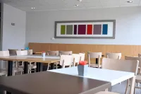 B&B Hotel Clermont-Ferrand le Brézet Aéroport