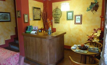 Hotel Mestas - Housity