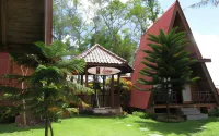 Lovina Krui Surf | penginapan krui | Camp Surf Krui Hotel dekat Veloz Store