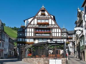 Akzent Hotel Berg's Alte Bauernschänke- Wellness Und Wein