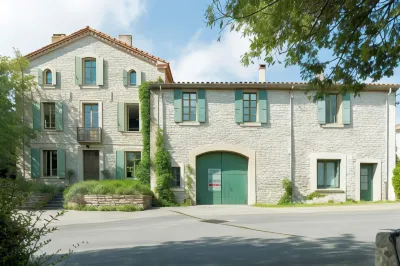 Domaine Grand Guilhem Hôtels à : Saint-Laurent-de-la-Cabrerisse