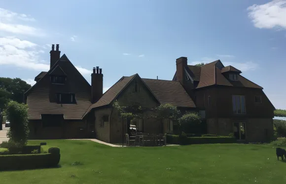 赫斯特農場旅館