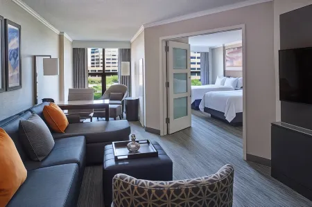 Chicago Marriott Suites O'Hare