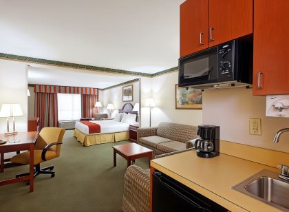 Holiday Inn Express & Suites Tupelo