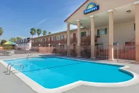 Days Inn by Wyndham Red Bluff