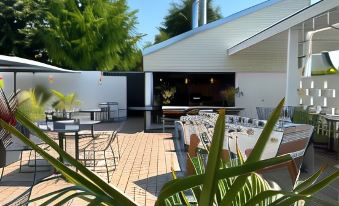 Logis Hôtel & Restaurant le Vert Bocage