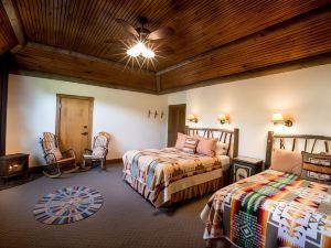 Finger Lakes Lodging