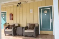 Oasis Inn and Suites