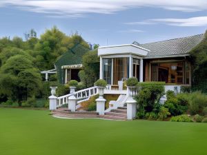 La Mirage Garden Hotel & Spa