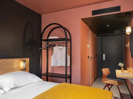 Eklo Hotels Paris Porte de Versailles Отели рядом со станцией Gare De Vanves-Malakoff