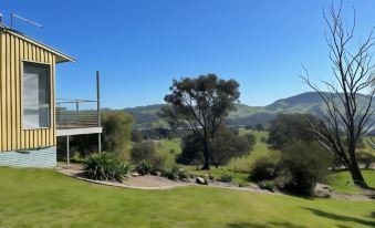 Burnt Creek Cottages