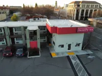University Inn Chico Hotels near California State University, Chico