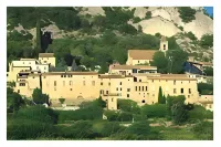 Le Prieure Hotels in Villeneuve-lès-Avignon