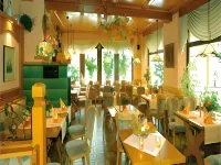 Hotel Weinhaus Kreuter - فطور