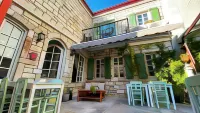 Oberj d'Azur Alaçatı Các khách sạn gần Alacati Yel Degirmenleri Parki