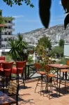 Privé City Hotel