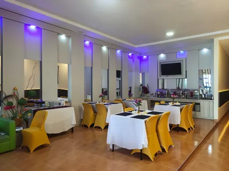 Urbanview Hotel Harapan Palopo