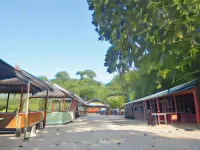 OYO 91246 Pulisan Ekowisata Homestay Near Wisata Pantai Desa Pulisan (Pulisan Beach Tour) Hotel dekat Toko Gunung Kawi
