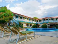 Drift Inn Cayo - bar