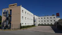 Hotelf1 Fréjus Roquebrune Sur Argens Hotel a Roquebrune-sur Argens